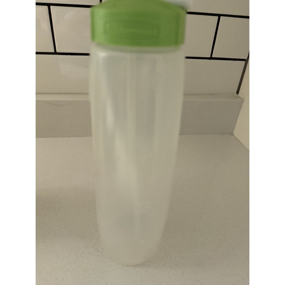 Rubbermaid Sip 32 Oz Drink Water Bottle Straw Plastic Green 7F86 Sippin